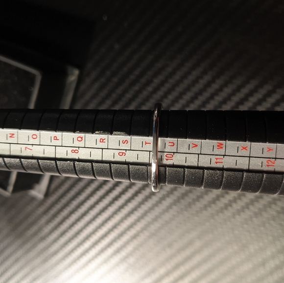 Vintage Nataliya V Collister Red Glass and Crystal Ring - Picture 6 of 6